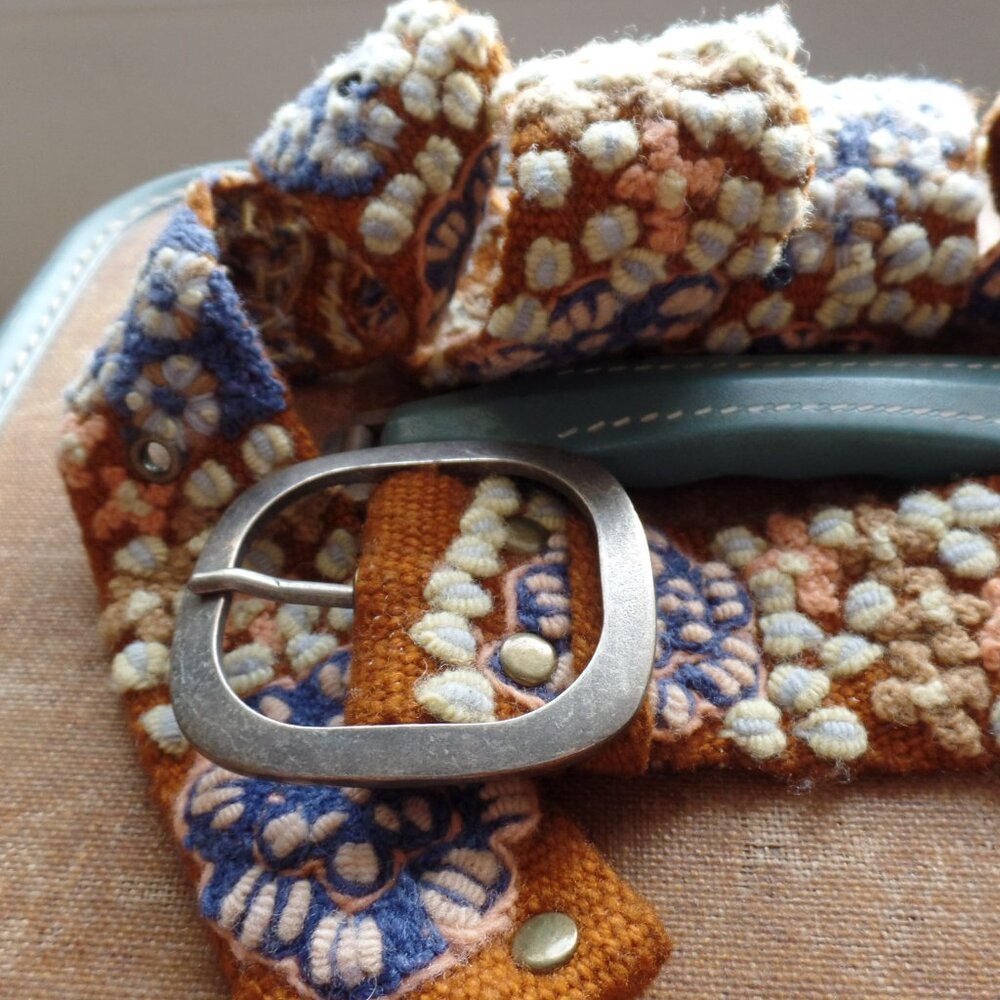 Jenny Krauss Belt EMBRODIERED &Fabric NWT L/XL - Picture 4 of 10